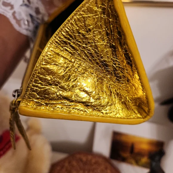 EUC Very Rare Balenciaga wallet with Unbranded Gold Chain.